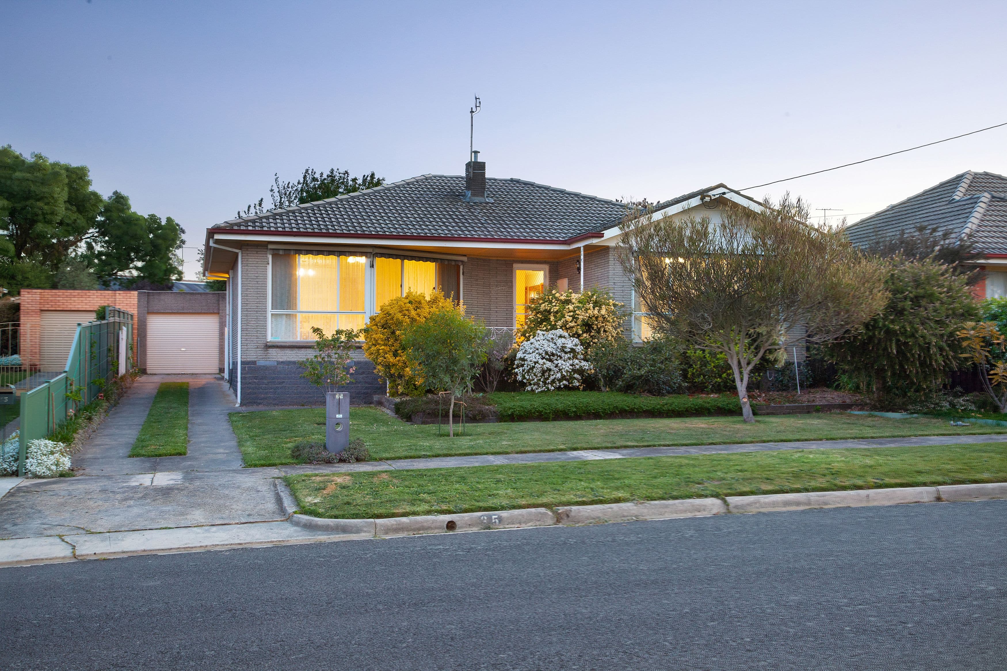 35 Cambridge Street, Wendouree VIC 3355, Wendouree - Image 1