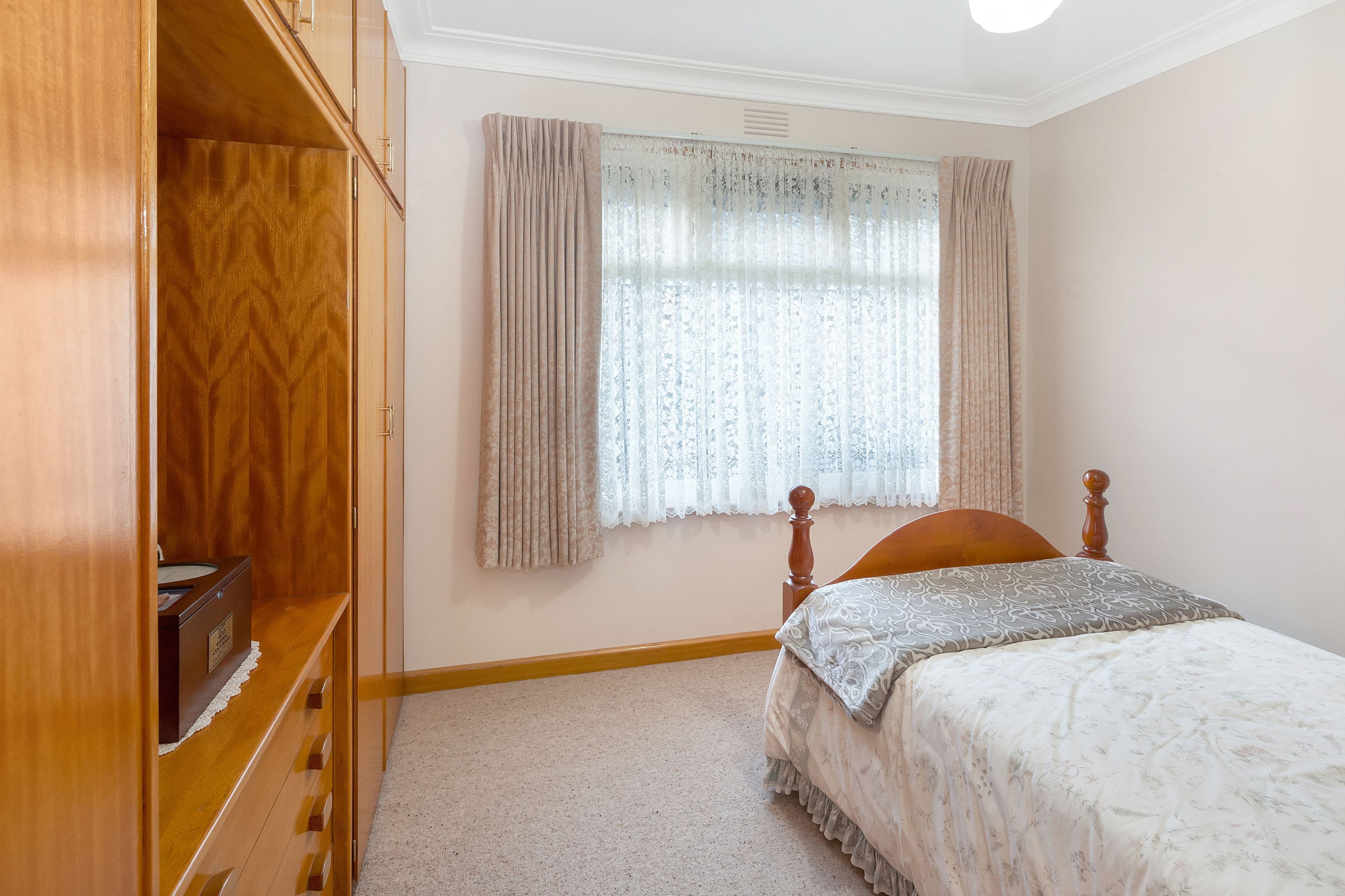 35 Cambridge Street, Wendouree VIC 3355, Wendouree - Thumbnail 6