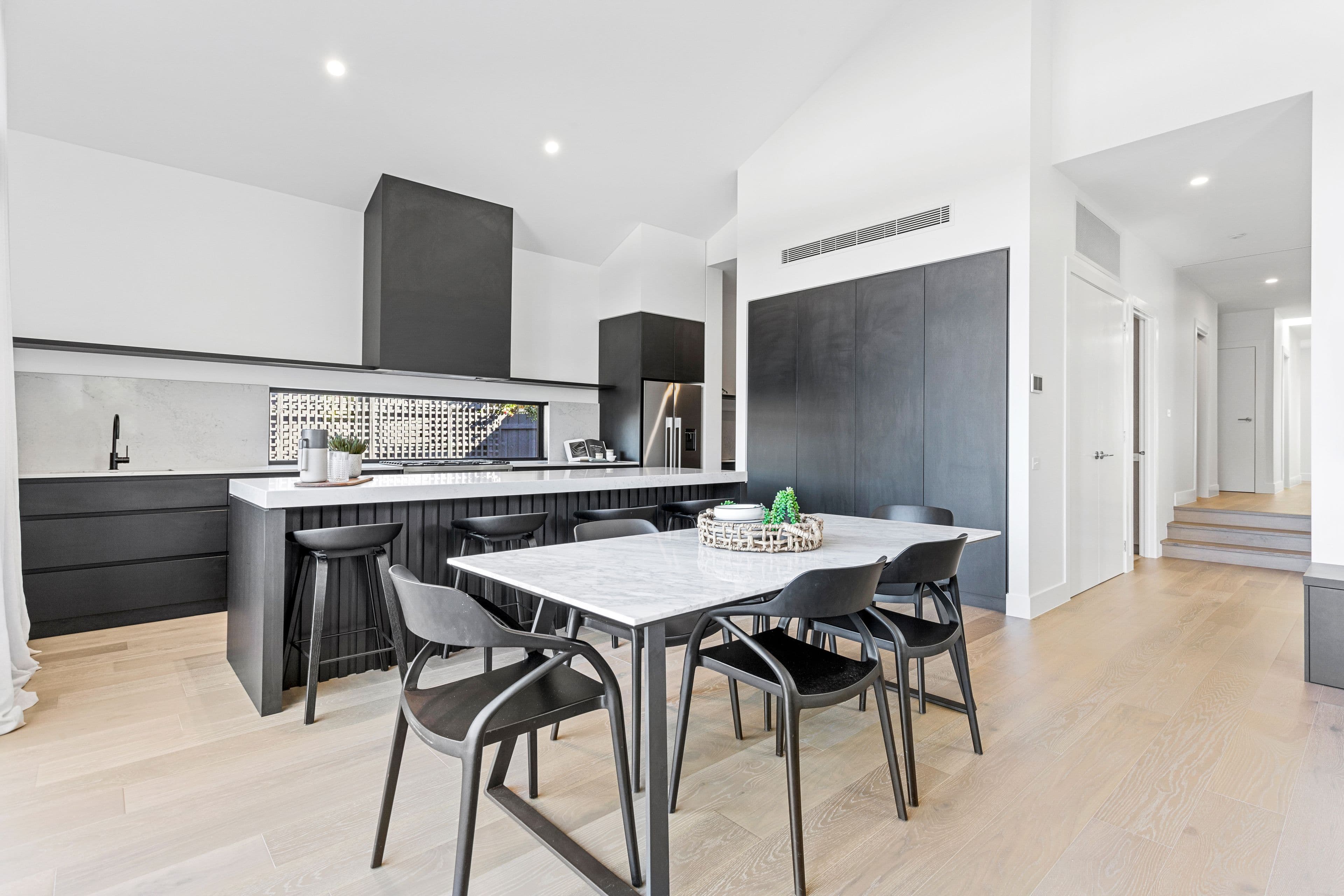 125 Yuille Street, Frankston South VIC 3199, Frankston South - Thumbnail 4
