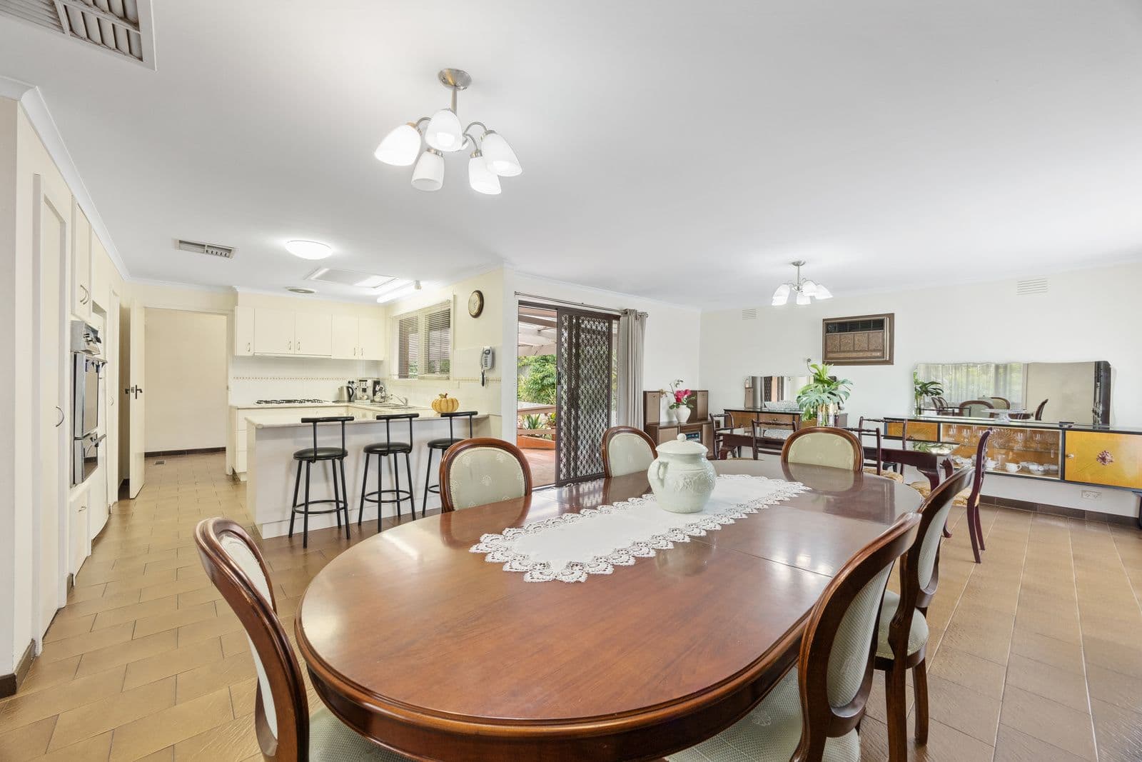 19 The Wallaby Run, Chirnside Park VIC 3116, Chirnside Park - Thumbnail 4