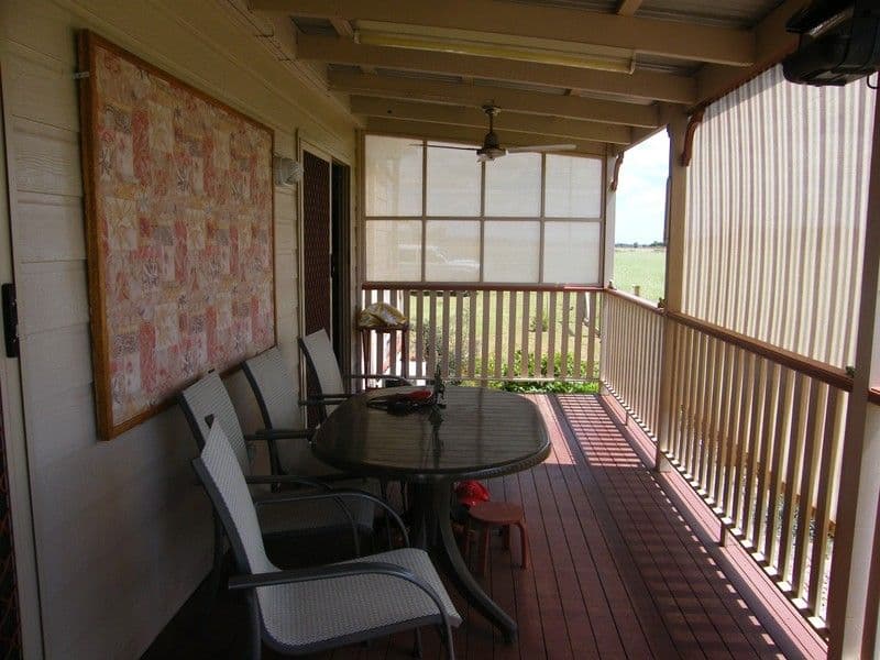 9 Moore Street, KULPI QLD 4352, Kulpi - Thumbnail 6