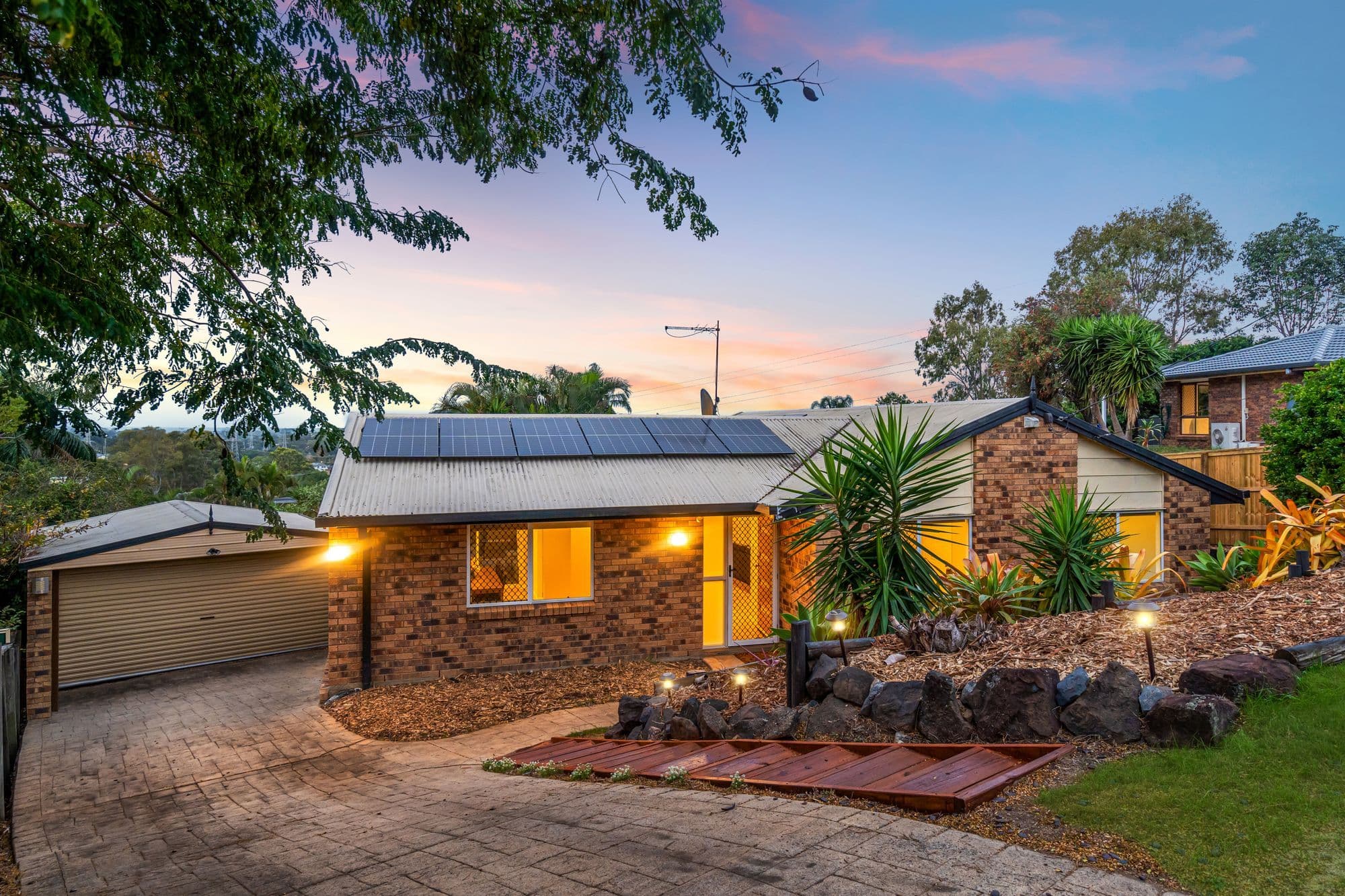 6 Leanne Court, Mount Warren Park QLD 4207, Mount Warren Park - Thumbnail 2