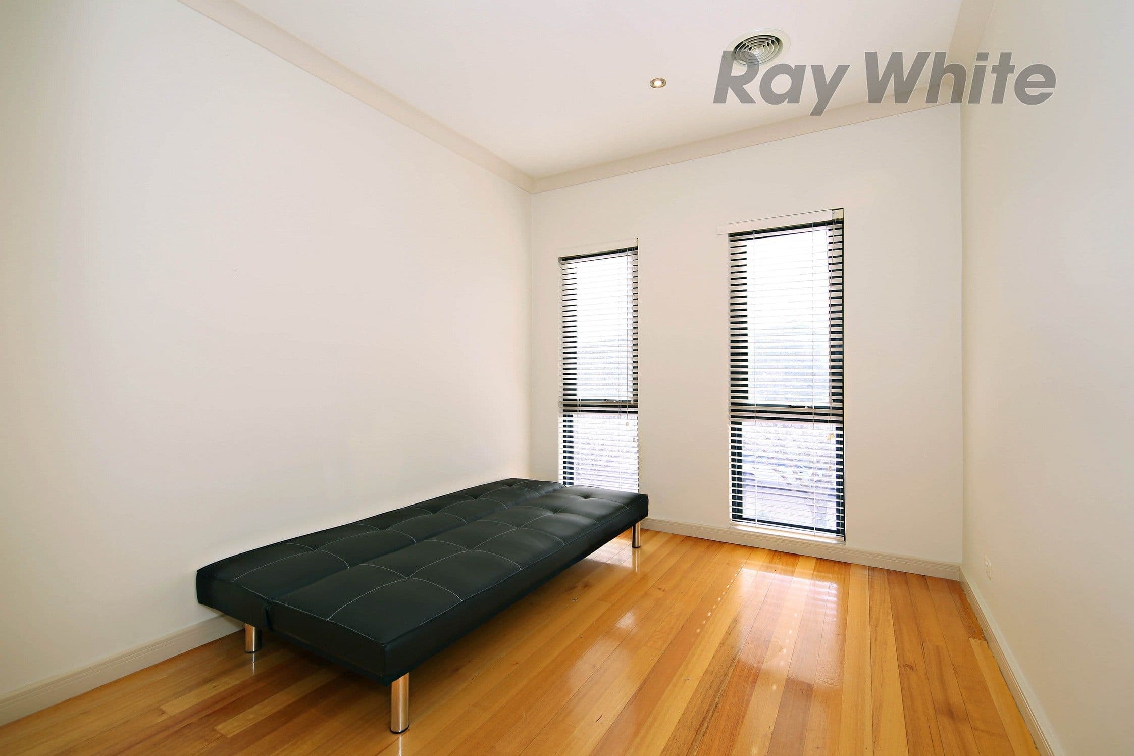 2 Sandlewood Lane, Sanctuary Lakes VIC 3030, Sanctuary Lakes - Thumbnail 8