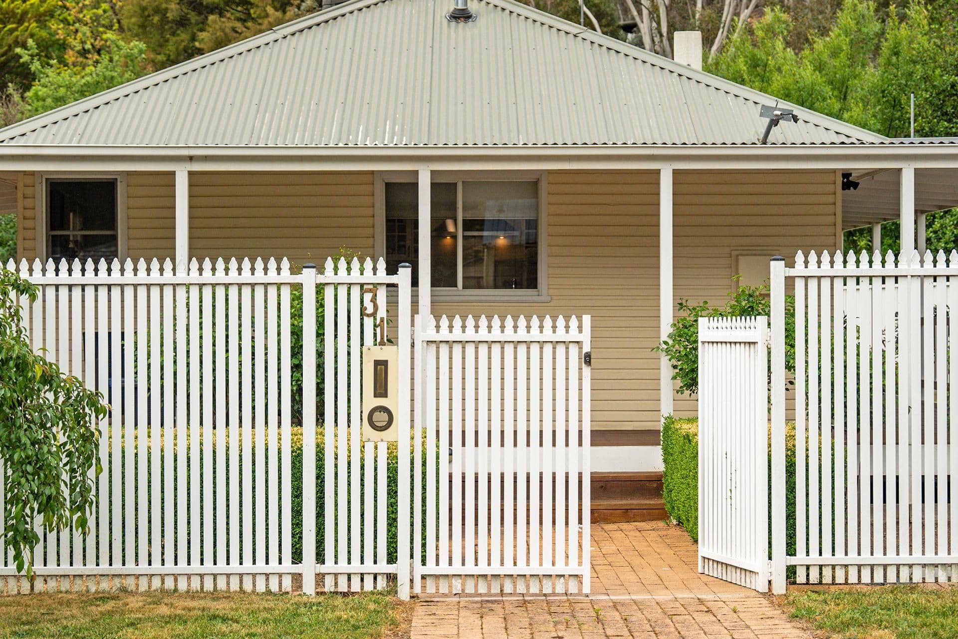 31 Kurrajong Street, Captains Flat NSW 2623, Captains Flat - Thumbnail 3