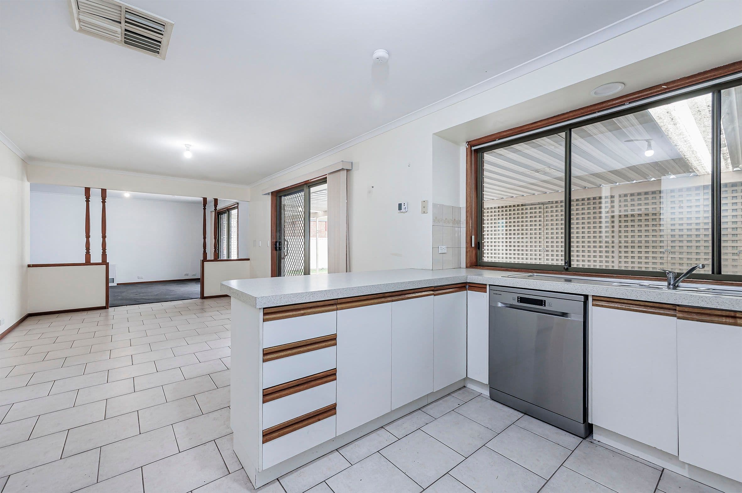 5 Chusan Court, North Haven SA 5018, North Haven - Thumbnail 3