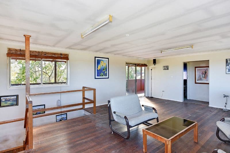 8 Brett Avenue, Hornsby Heights - Thumbnail 2