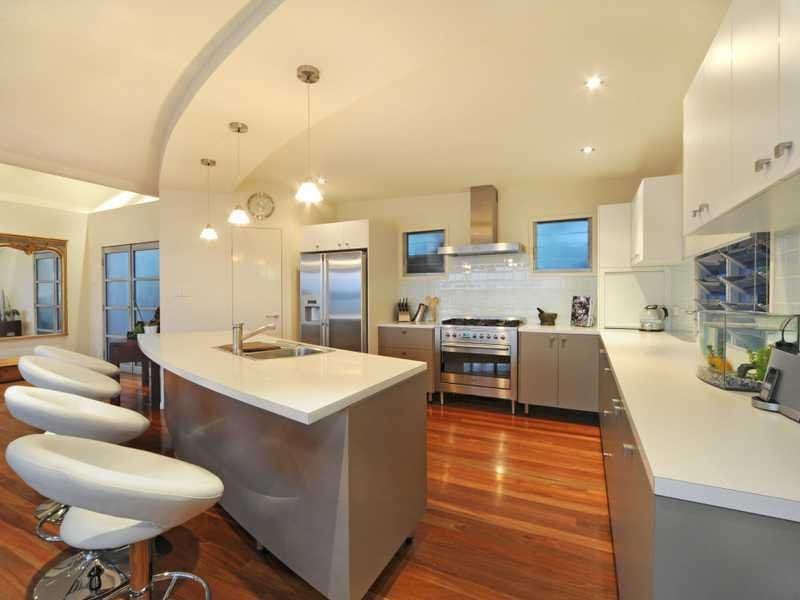 41 Harbour Avenue, Shute Harbour QLD 4802, Shute Harbour - Thumbnail 2