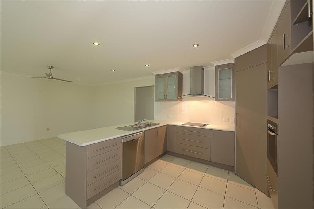 10 Sanctuary Drive, ASHFIELD QLD 4670, Ashfield - Thumbnail 5