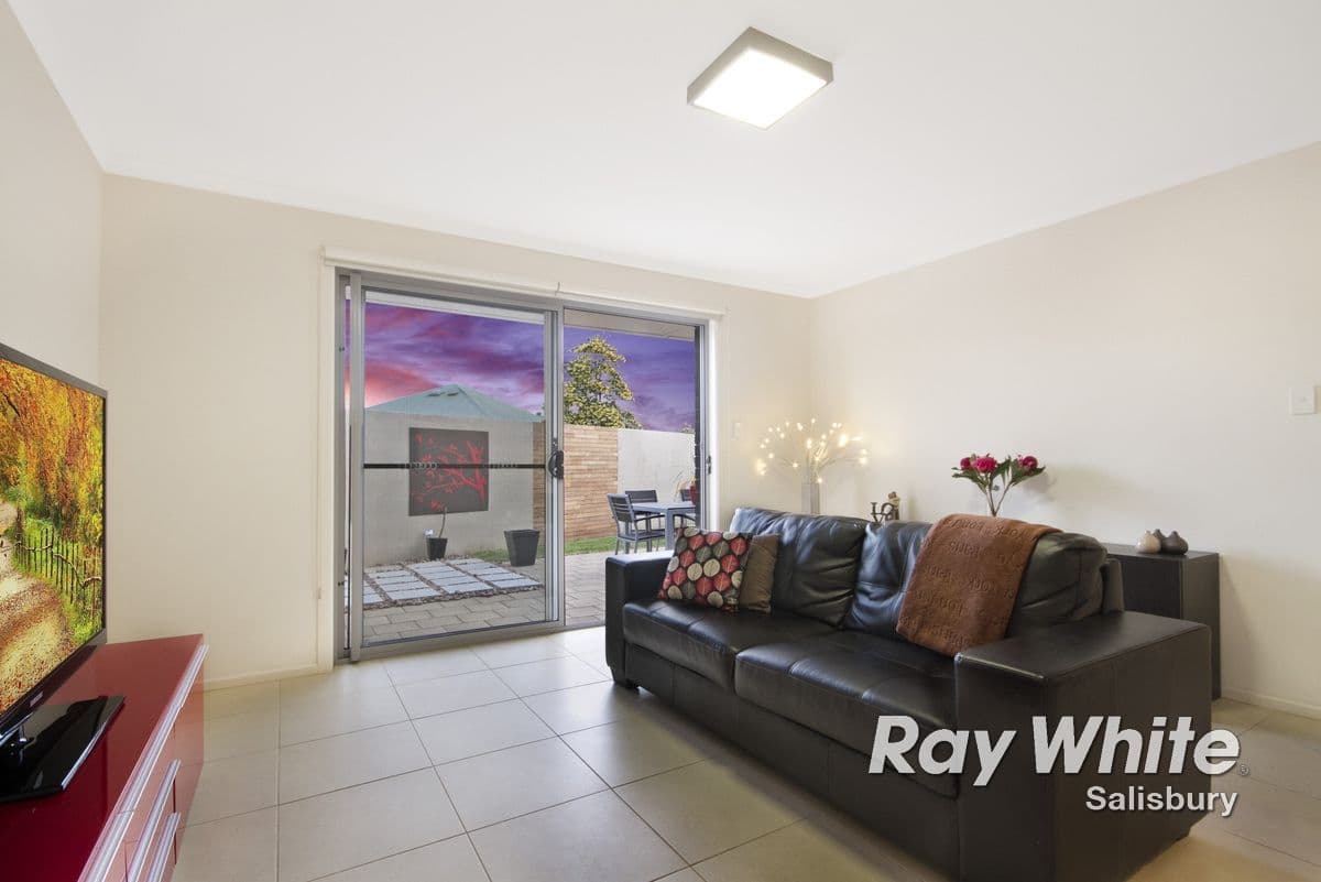 29 Gladstone Crescent, MANSFIELD PARK SA 5012, Mansfield Park - Thumbnail 2