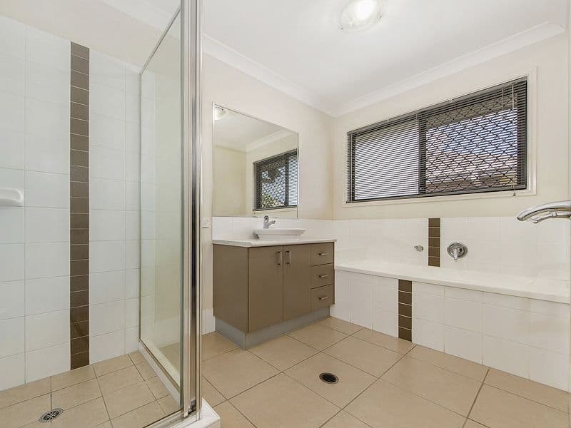 18 Jet Street, Upper Coomera QLD 4209, Upper Coomera - Thumbnail 5