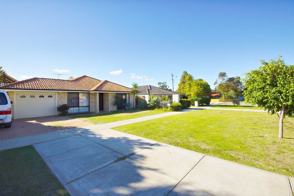 43 Camberwell Road, BALGA WA 6061, Balga - Image 1