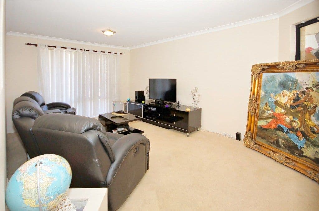 43 Camberwell Road, BALGA WA 6061, Balga - Thumbnail 2