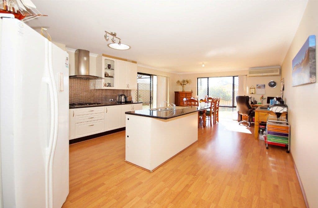 43 Camberwell Road, BALGA WA 6061, Balga - Thumbnail 6
