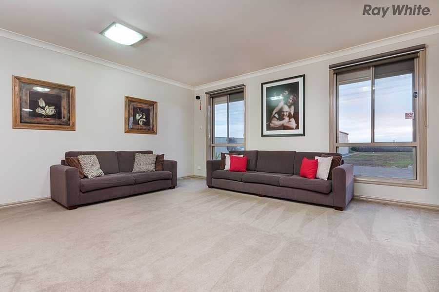 6 Grenadier Grove, Hillside VIC 3037, Hillside - Thumbnail 5