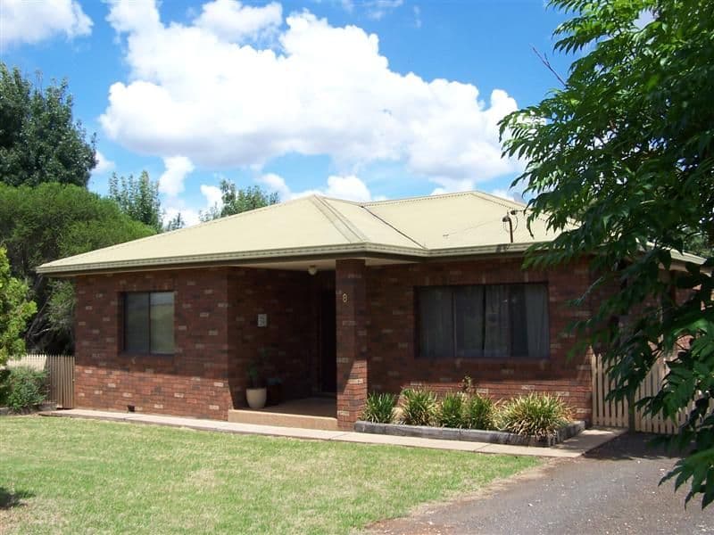 8 Ulomogo Street, BROCKLEHURST NSW 2830, Brocklehurst - Image 1