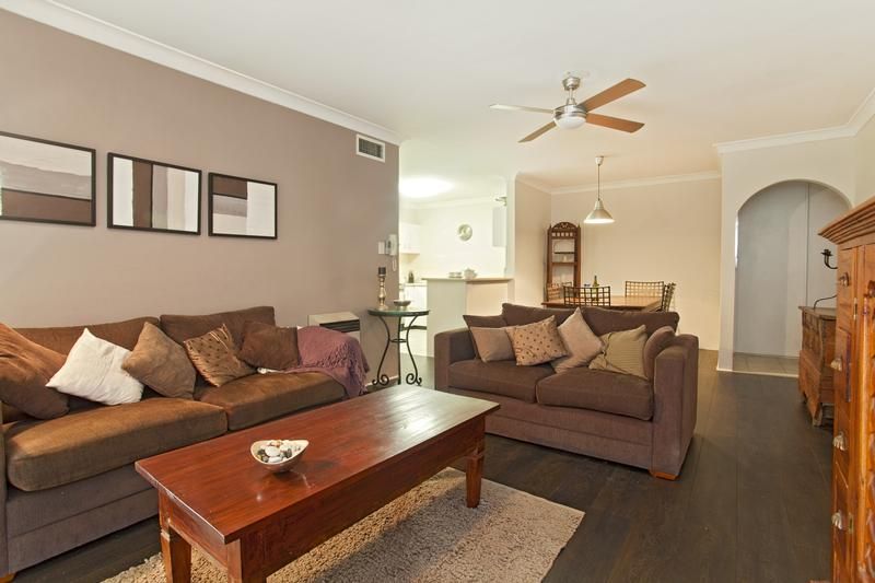 7 Mead Drive, CHIPPING NORTON NSW 2170, Chipping Norton - Image 1