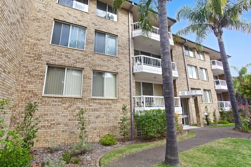 7 Mead Drive, CHIPPING NORTON NSW 2170, Chipping Norton - Thumbnail 3