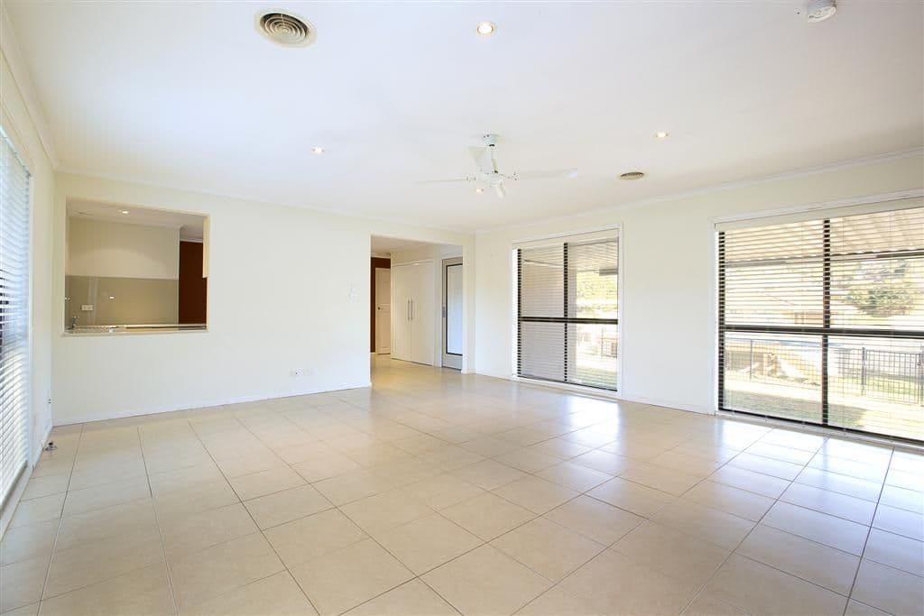33 Farmview Drive, Cranebrook NSW 2749, Cranebrook - Thumbnail 6
