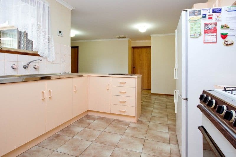 9 Bermudez Crescent, PARALOWIE SA 5108, Paralowie - Thumbnail 8