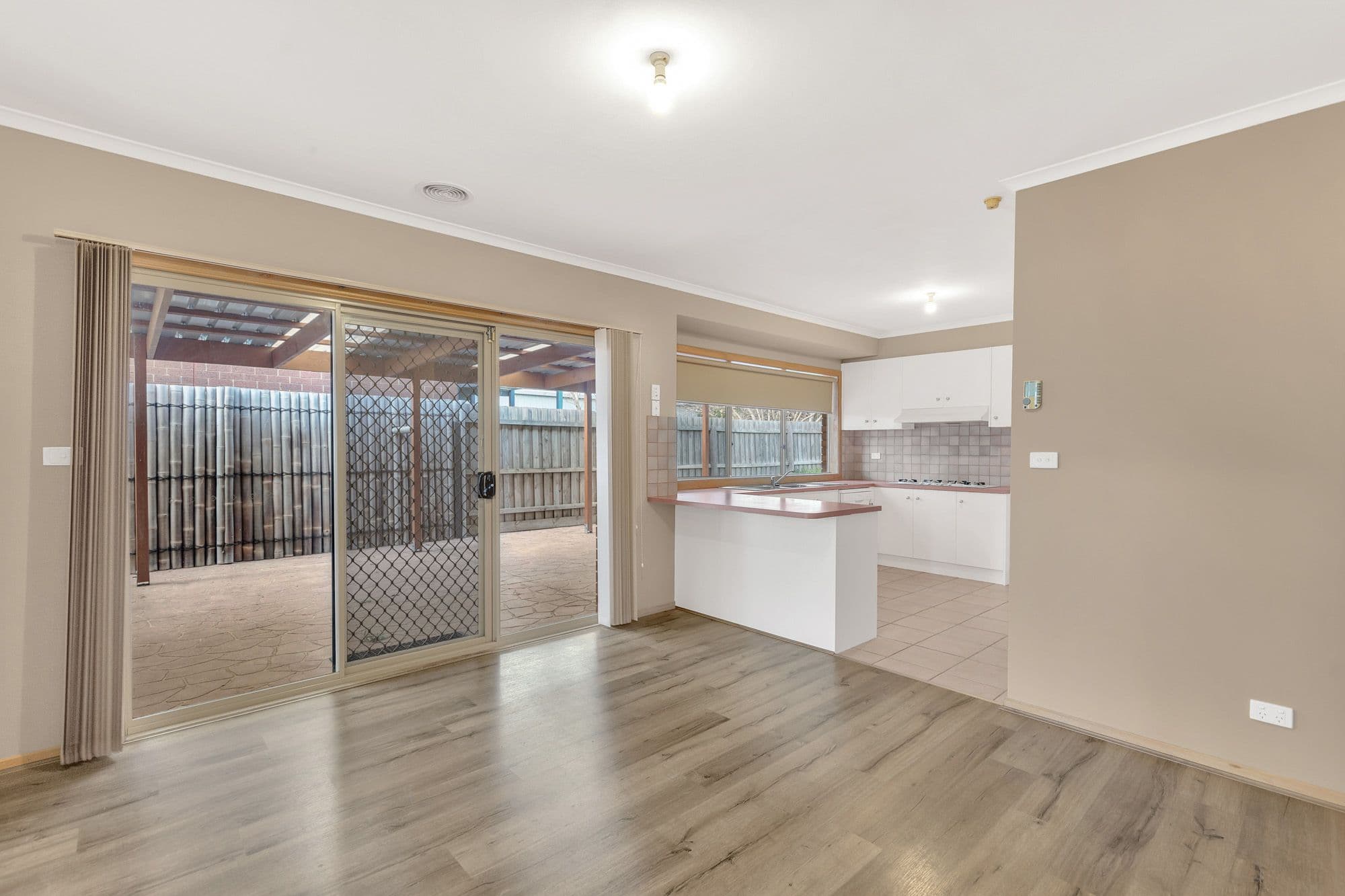 98 Honour Avenue, Wyndham Vale VIC 3024, Wyndham Vale - Thumbnail 3