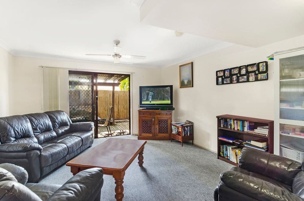 5 Galeen Drive, Burleigh Waters QLD 4220, Burleigh Waters - Thumbnail 4