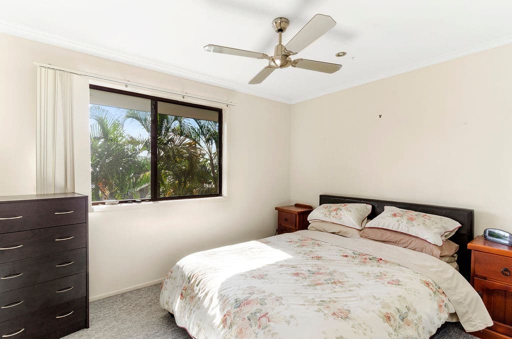 5 Galeen Drive, Burleigh Waters QLD 4220, Burleigh Waters - Thumbnail 6