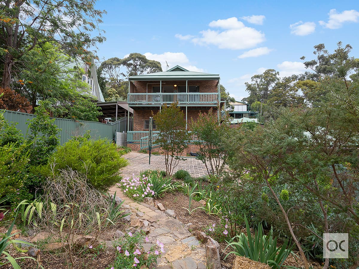 18 Barretts Road, Torrens Park - Image 1