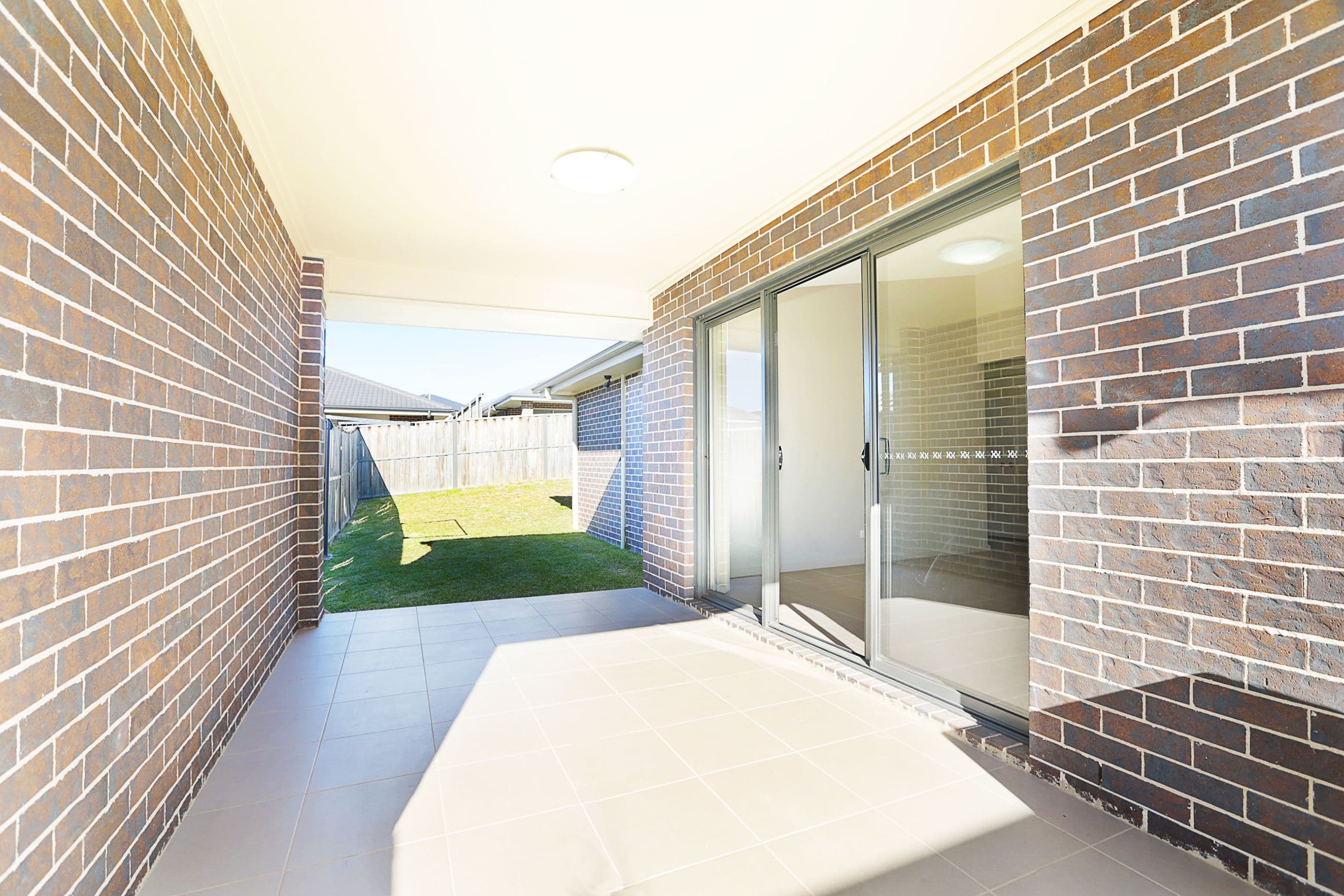 22 Ewan James Drive, Glenmore Park - Thumbnail 8