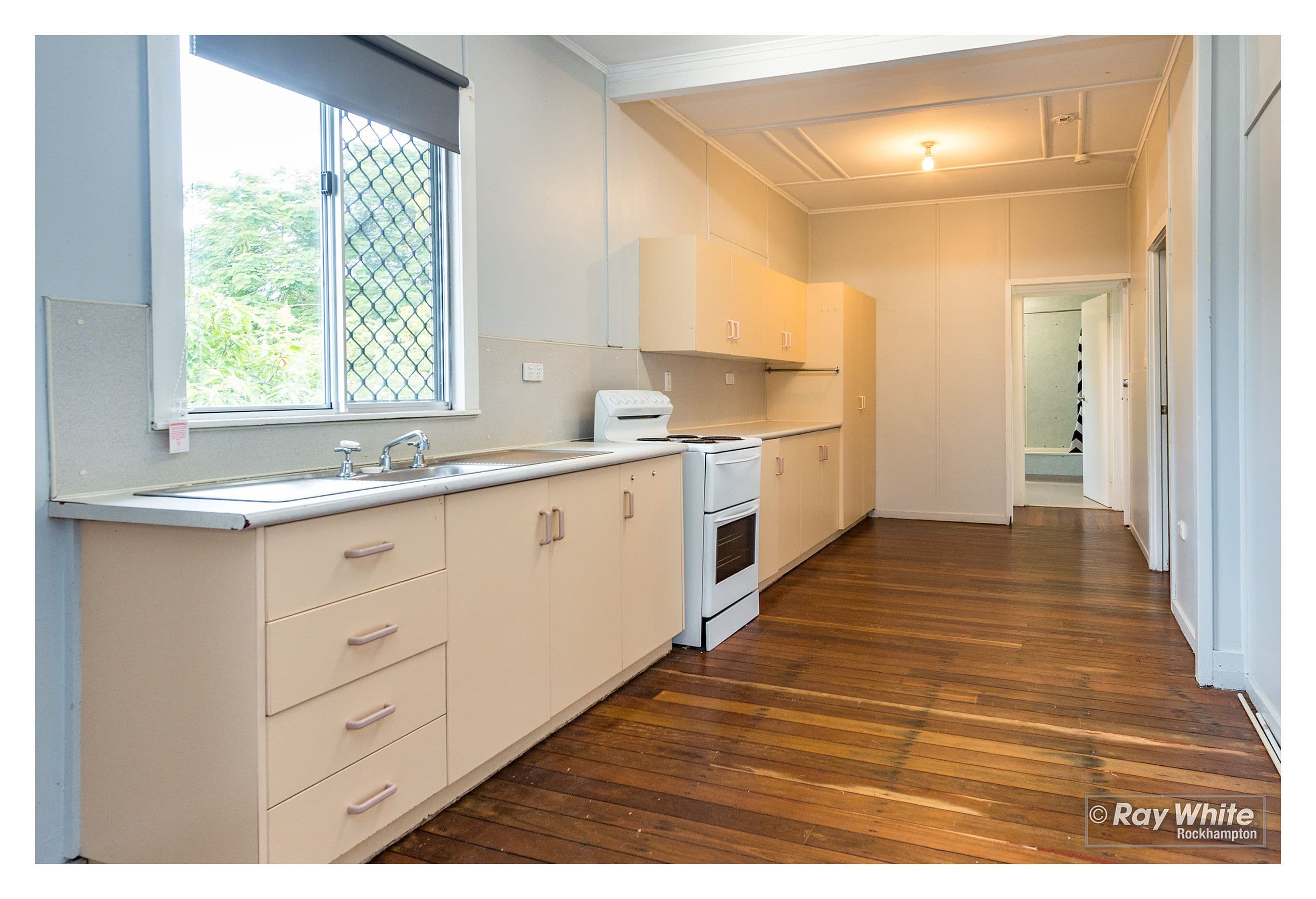 188 ELPHINSTONE Street, Berserker QLD 4701, Berserker - Thumbnail 4