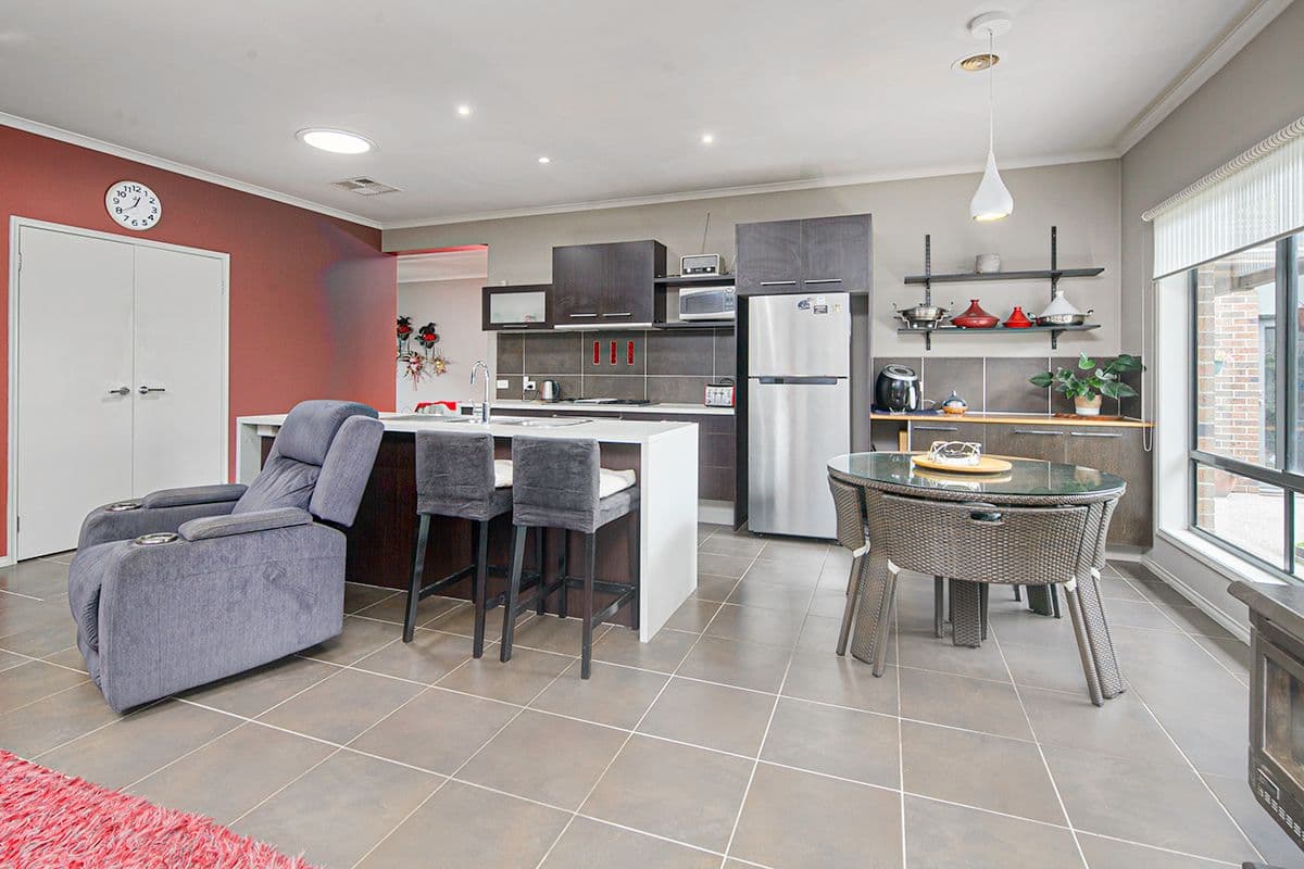 12 Harpenden Terrace, Cranbourne VIC 3977, Cranbourne - Thumbnail 6