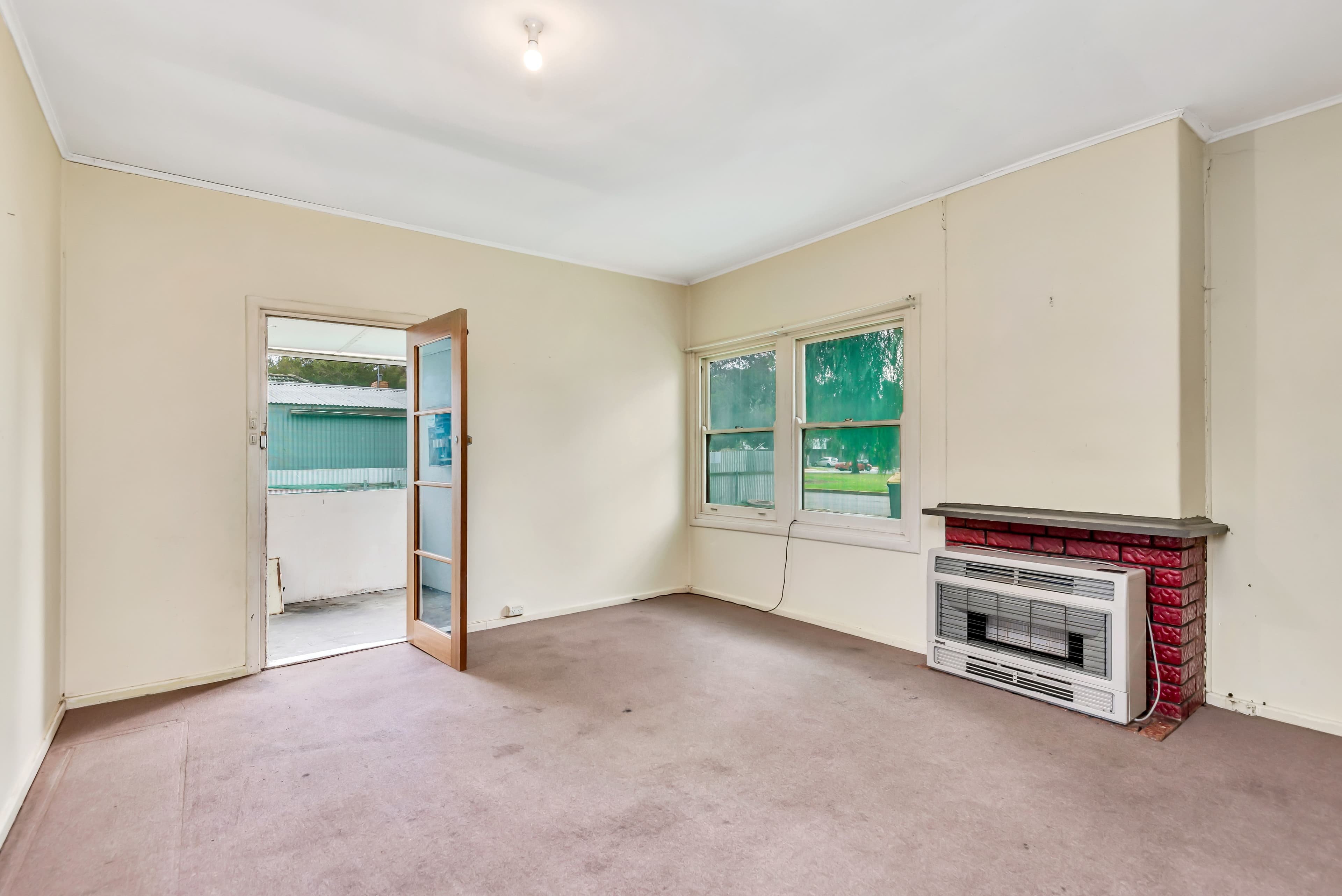 31 Whitford Road, Elizabeth South SA 5112, Elizabeth South - Thumbnail 3