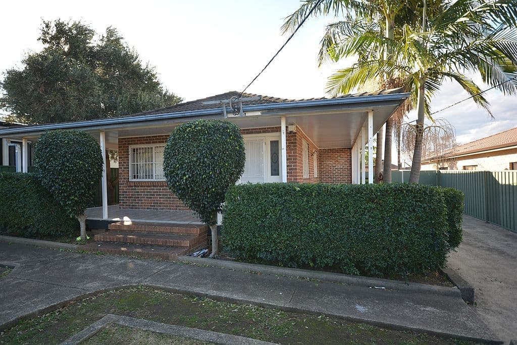 11 Crossland Street, Merrylands - Thumbnail 2