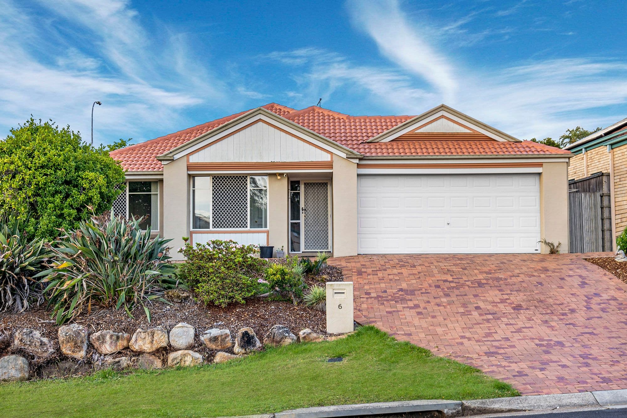 6 Pinedale Crescent, Parkinson QLD 4115, Parkinson - Thumbnail 2