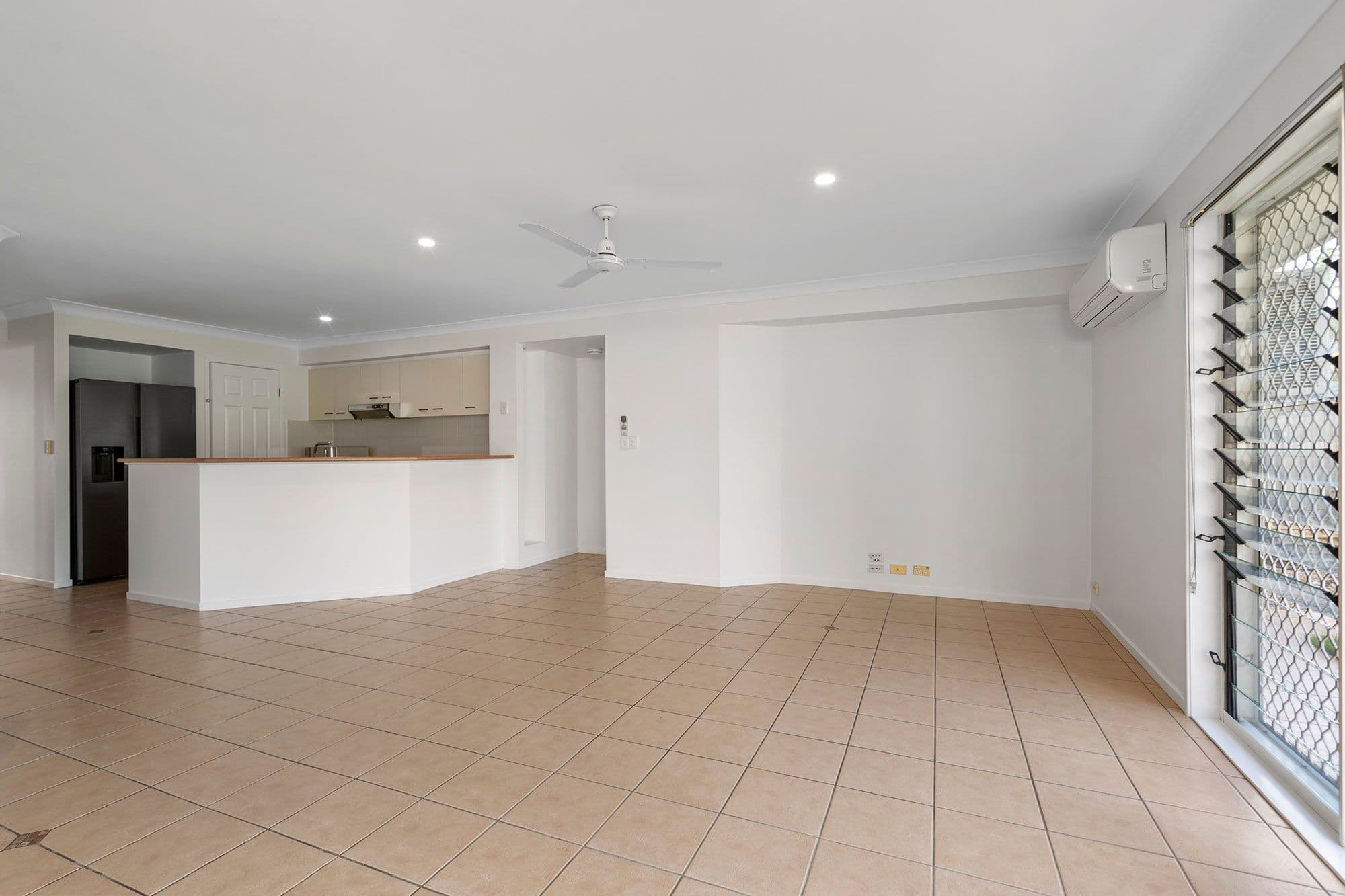 6 Pinedale Crescent, Parkinson QLD 4115, Parkinson - Thumbnail 6