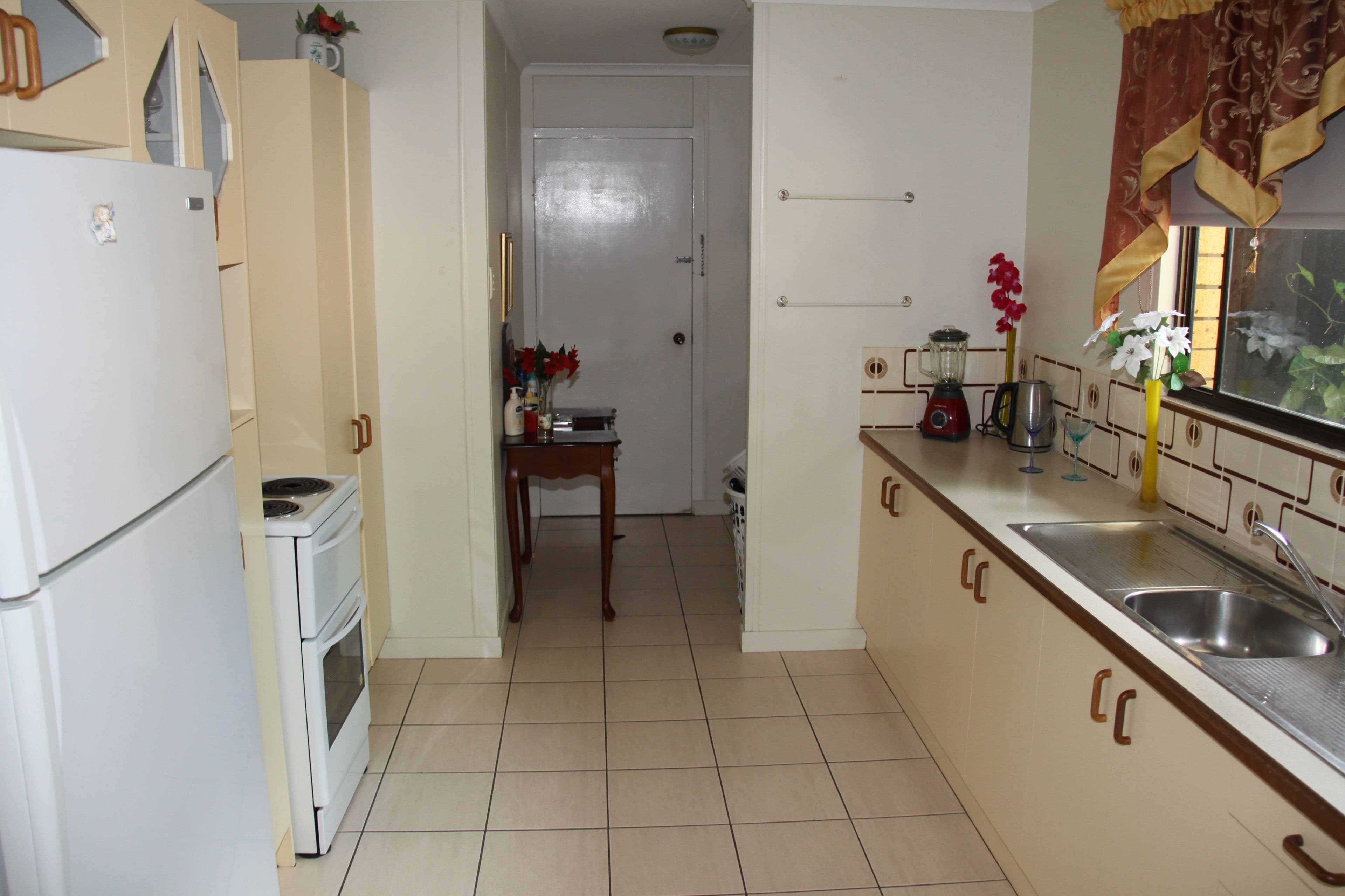 18 Tyson Crescent, Tannum Sands QLD 4680, Tannum Sands - Thumbnail 5