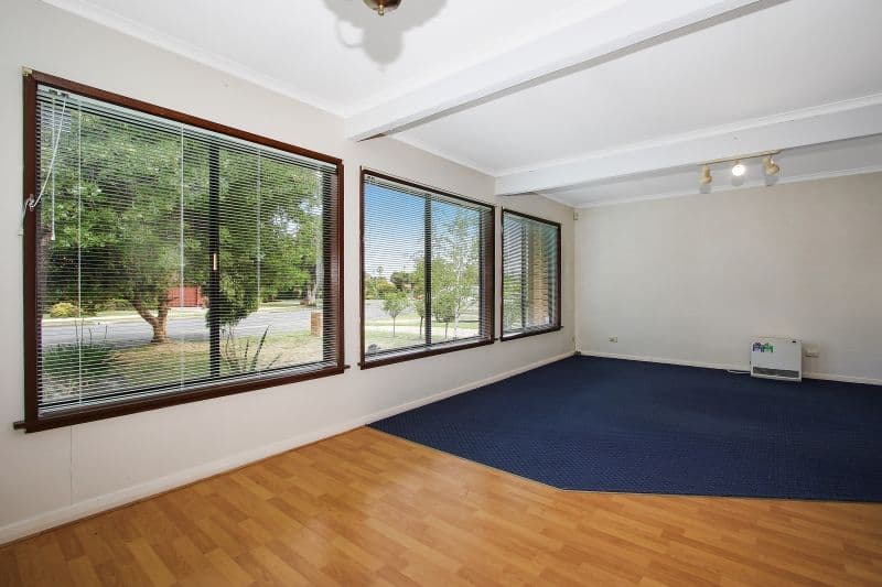 405 Dale Crescent, Lavington - Thumbnail 4