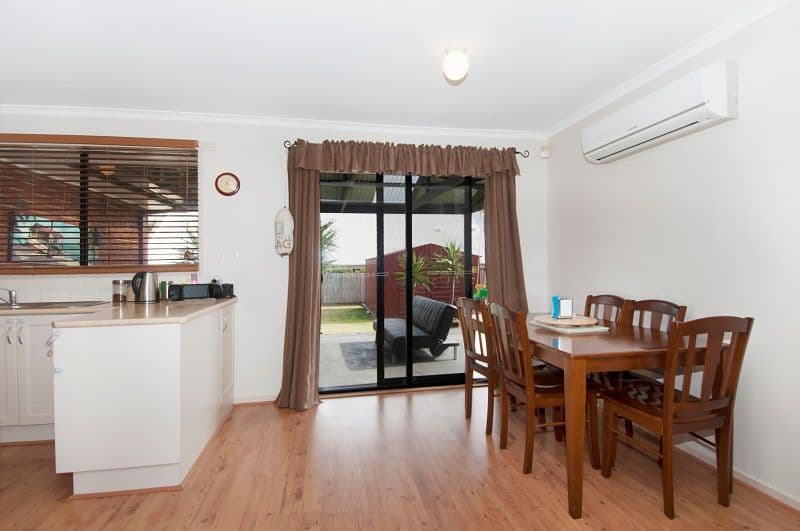 6 Oberon Drive, Carrum Downs VIC 3201, Carrum Downs - Thumbnail 6