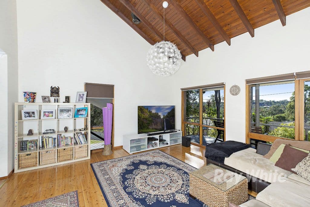 15 Haslemere Crescent, Buttaba - Thumbnail 8