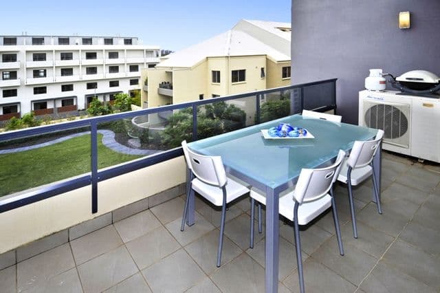 69 SALVADO DRIVE, Pacific Pines, QLD, 4211, Pacific Pines - Thumbnail 5
