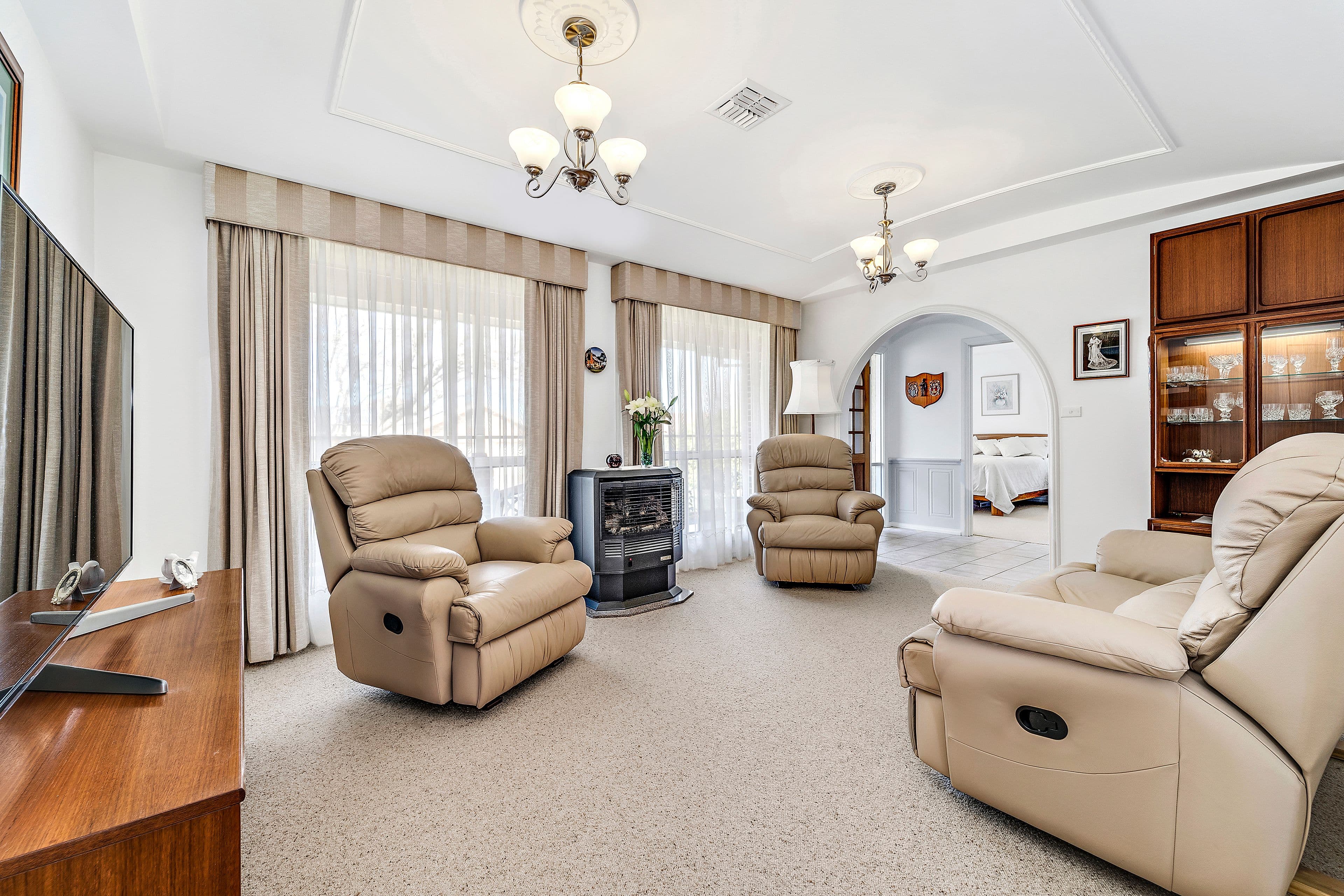 13 Narryer Close, Palmerston ACT 2913, Palmerston - Thumbnail 2
