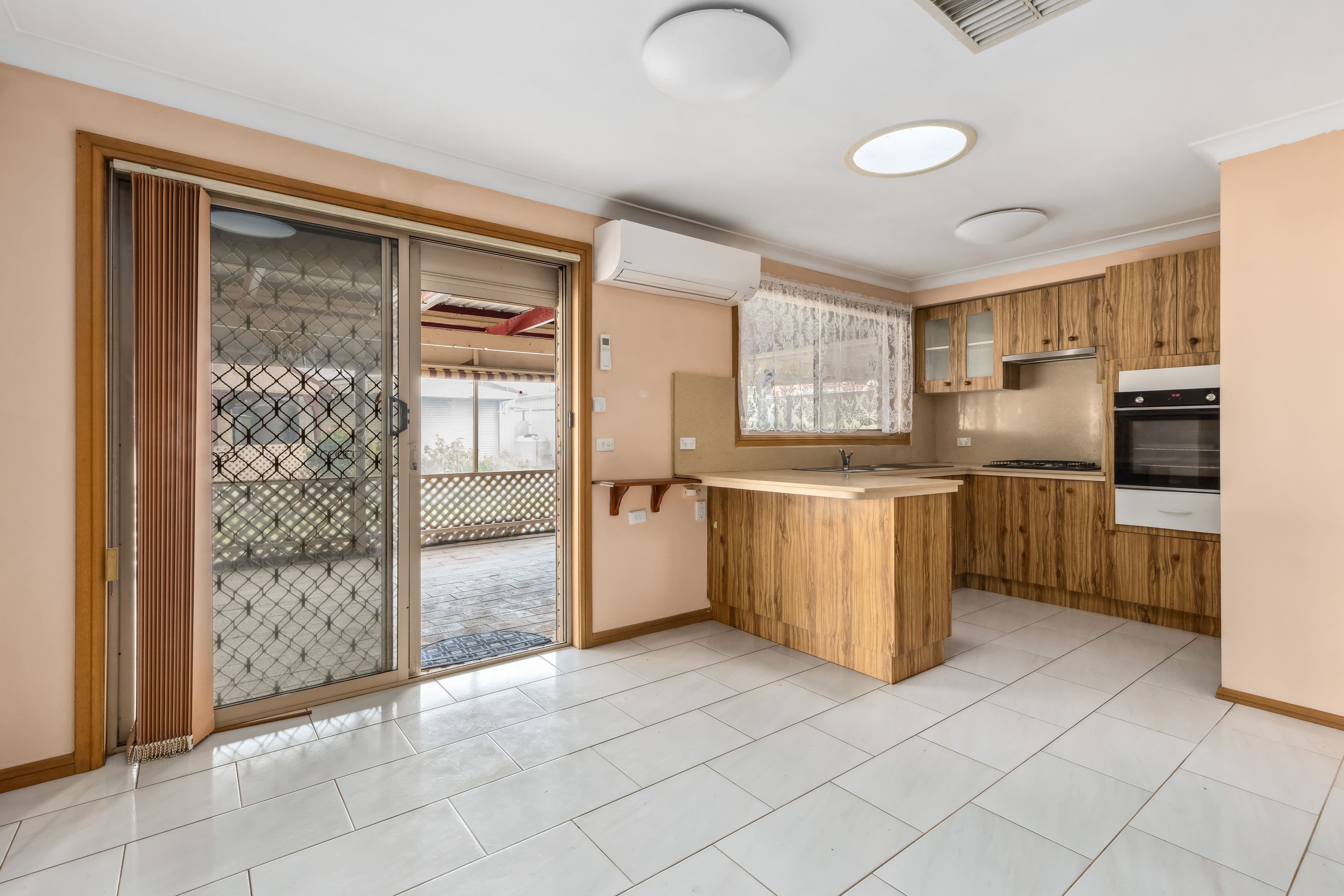 5 Dillon Court, Altona Meadows VIC 3028, Altona Meadows - Thumbnail 5