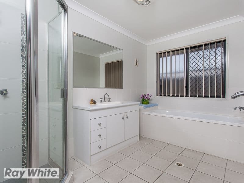 12 Dotterel Crescent, North Lakes QLD 4509, North Lakes - Thumbnail 8