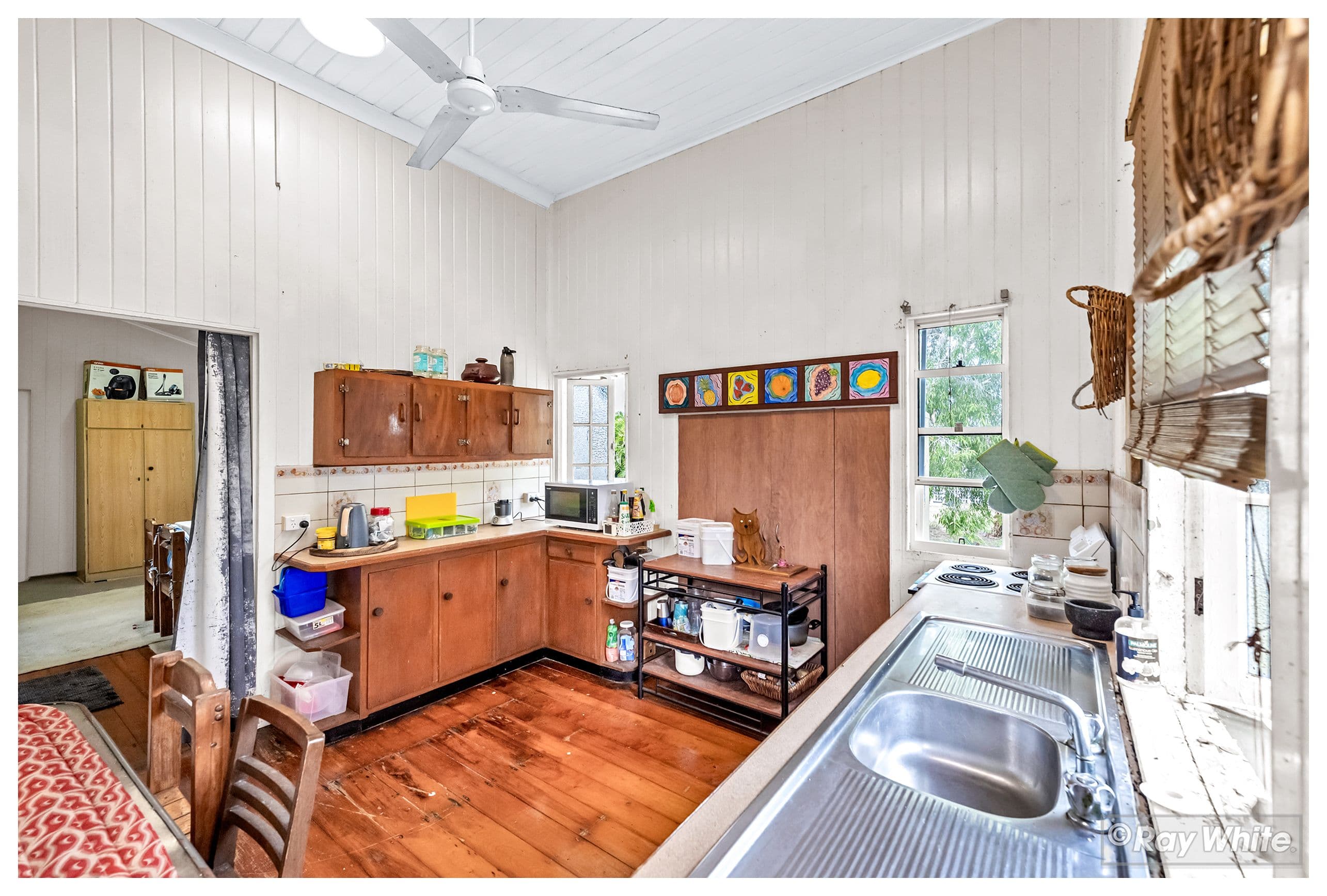 60 Charles Street, Berserker QLD 4701, Berserker - Thumbnail 3