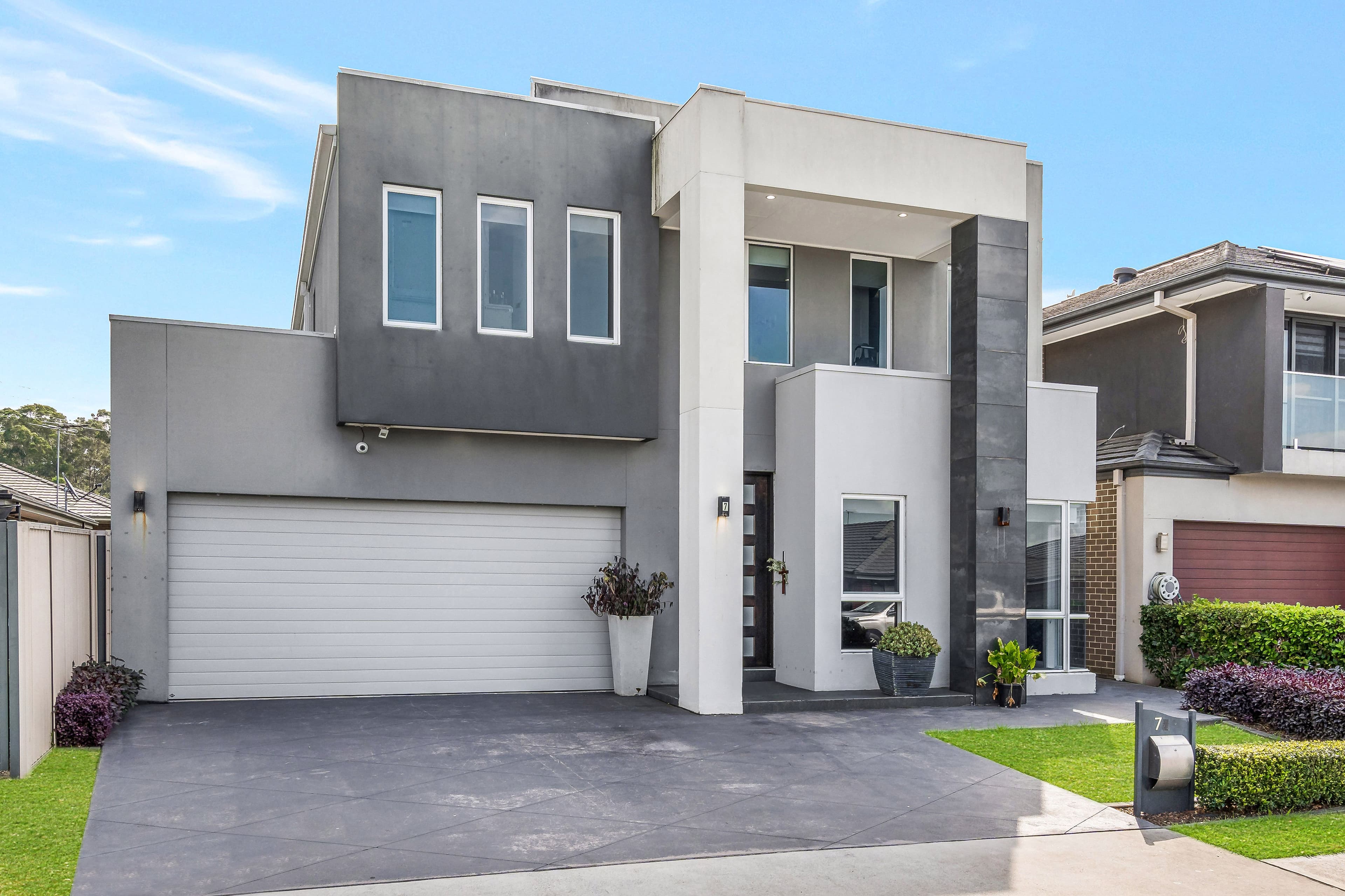 7 Hitchens Street, Middleton Grange NSW 2171, Middleton Grange - Image 1