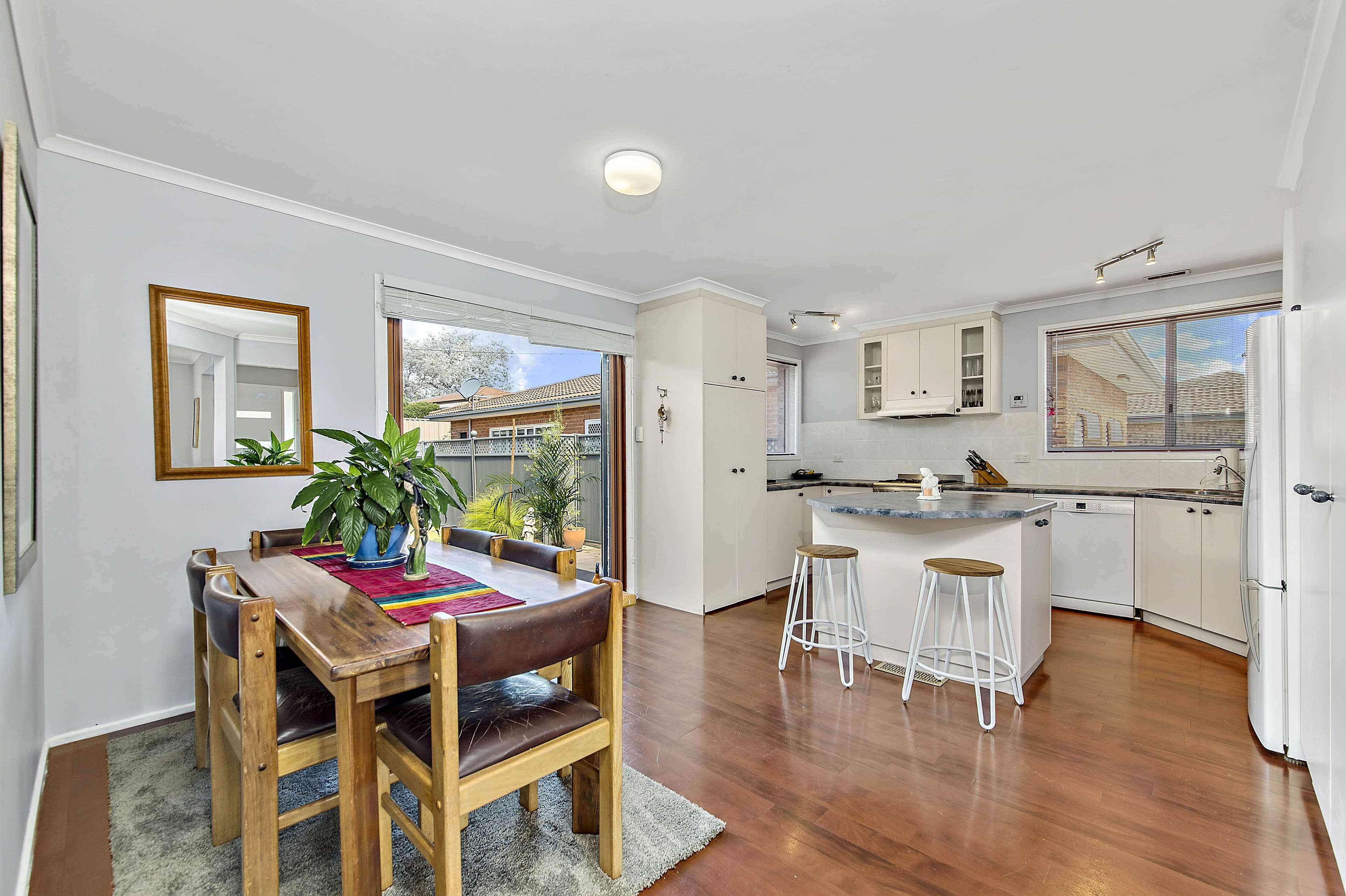 10-12 Campbell Grove, Hawthorn East - Thumbnail 3
