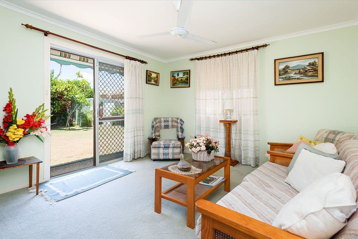 24 Muscovey Avenue, Paradise Point QLD 4216, Paradise Point - Thumbnail 7