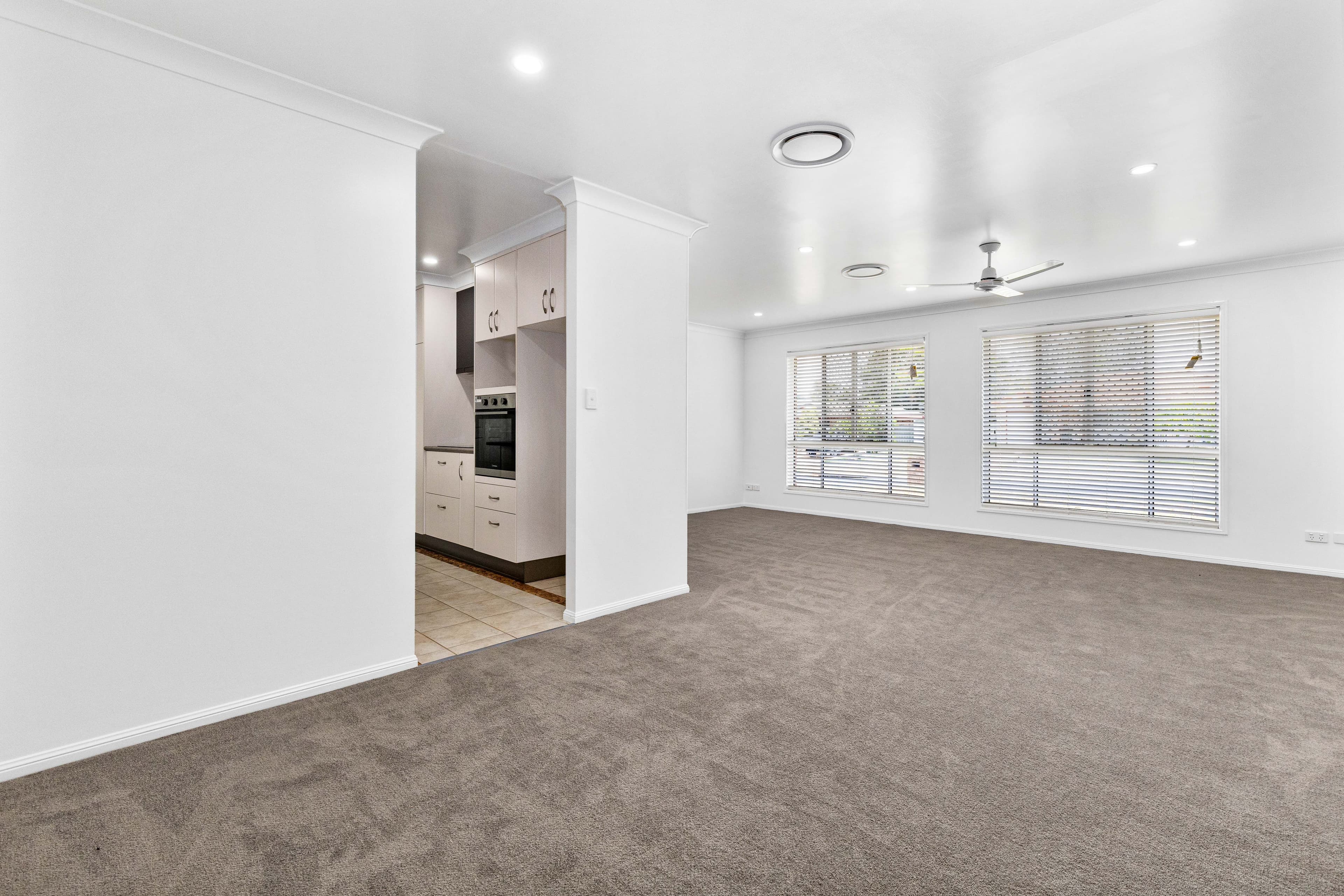 75 Crinum Crescent, Emerald QLD 4720, Emerald - Thumbnail 7