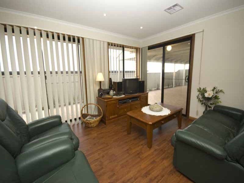 8 Semaphore Place, SEAFORD RISE SA 5169, Seaford Rise - Thumbnail 4