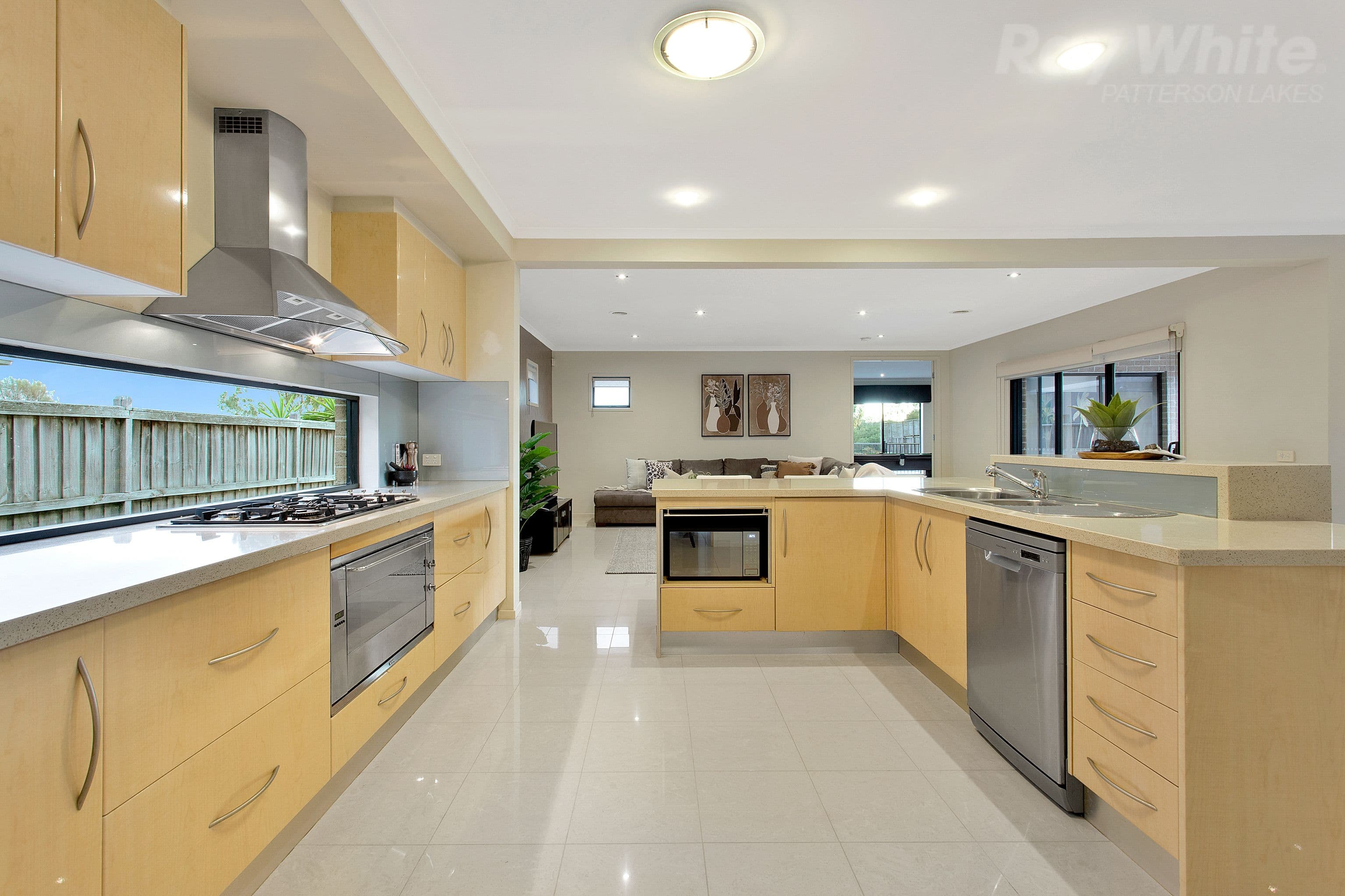 22 Island Point Avenue, Waterways VIC 3195, Waterways - Thumbnail 7
