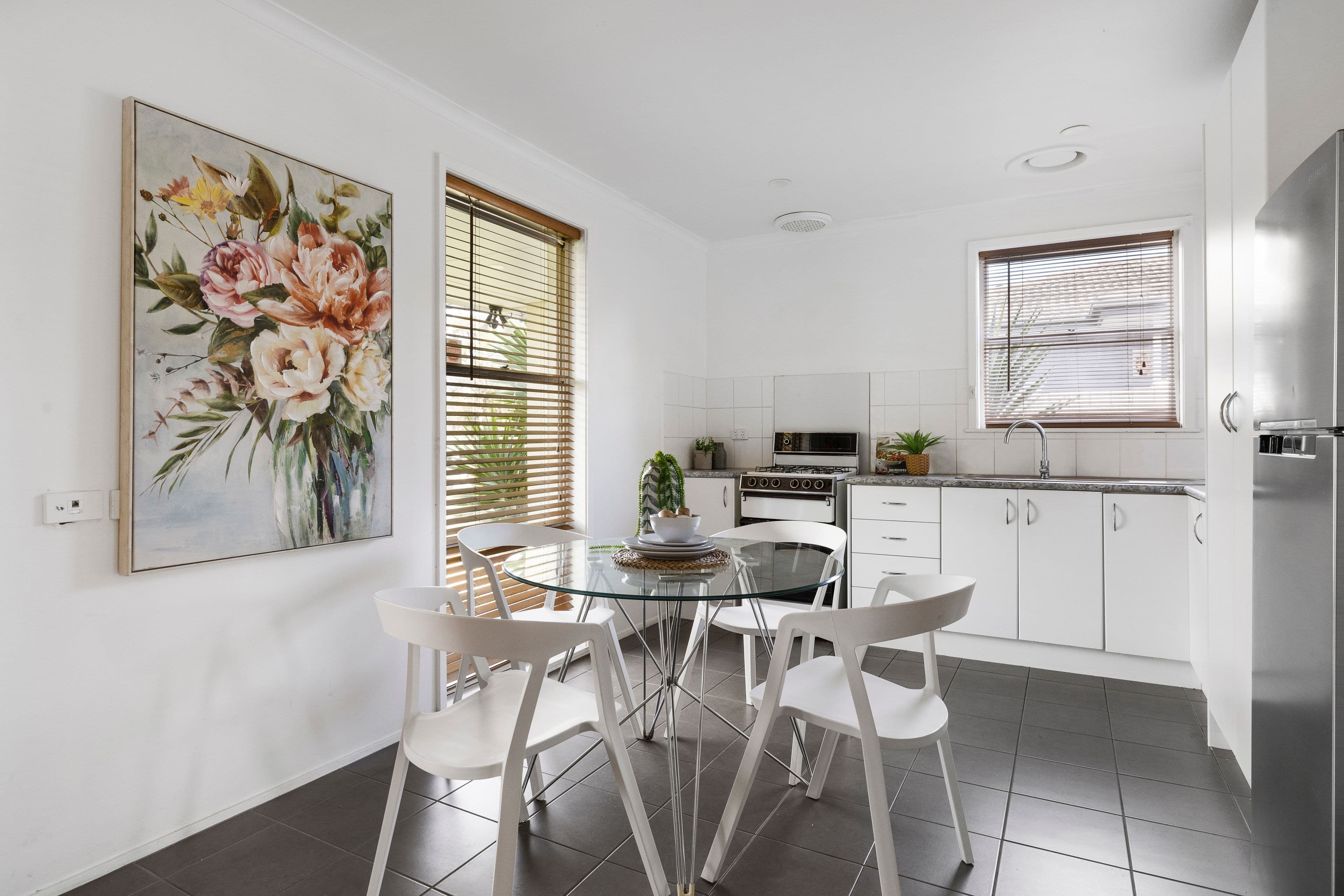 126 Tamarisk Drive, Frankston North VIC 3200, Frankston North - Thumbnail 2